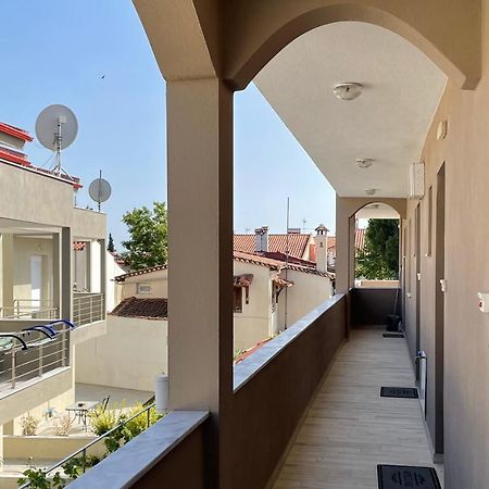 ניקיטי Royals Apartments 2 מראה חיצוני תמונה